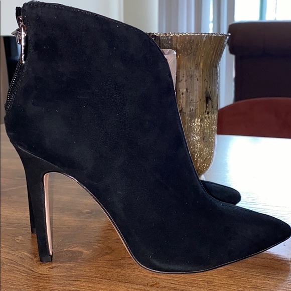 NWT Jessica Simpson black suede ankle booties - Picture 10 of 13